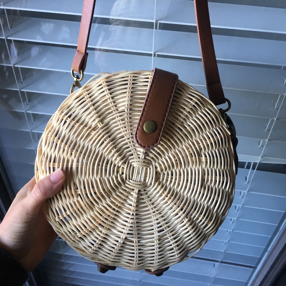 Wicker Basket Canteen purse